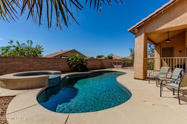 12921 N Cenozoic Drive, Marana, AZ 85658