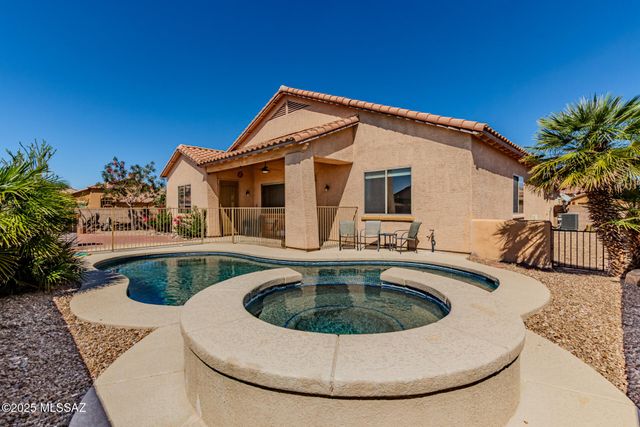 12921 N Cenozoic Drive, Marana, AZ 85658