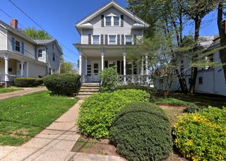 211 Montowese Street, Branford, CT 06405