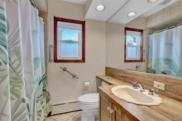 2217 7th Street, East Meadow, NY 11554