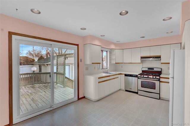 2217 7th Street, East Meadow, NY 11554