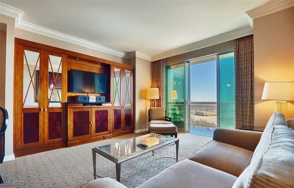 135 East Harmon Avenue 2020, Las Vegas, NV 89109