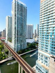 690 SW 1st Ct 2318, Miami, FL 33130