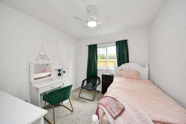 4005 Spring Meadow Drive, Pearland, TX 77584