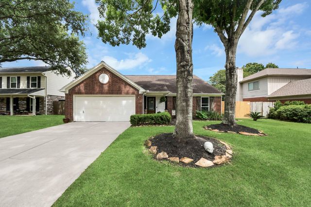 4005 Spring Meadow Drive, Pearland, TX 77584