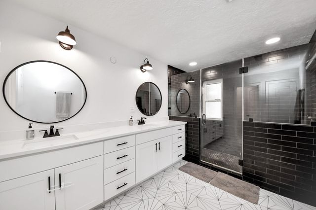 4005 Spring Meadow Drive, Pearland, TX 77584