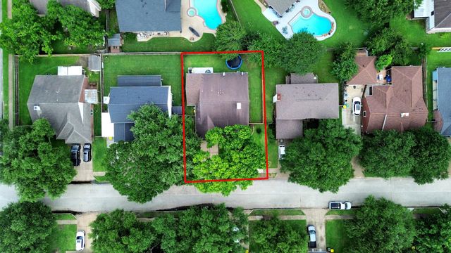 4005 Spring Meadow Drive, Pearland, TX 77584