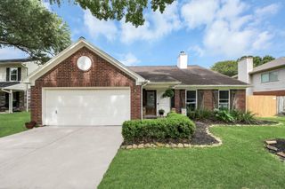4005 Spring Meadow Drive, Pearland, TX 77584