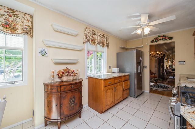 26 Wren Court, Northport, NY 11768