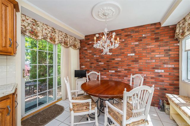 26 Wren Court, Northport, NY 11768