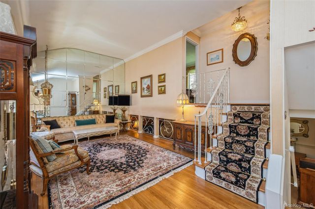 26 Wren Court, Northport, NY 11768