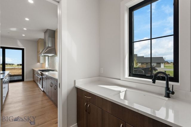 678 Clancy Way, Bozeman, MT 59718