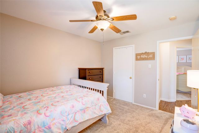 1107 Deer Valley Lane, Arlington, TX 76001