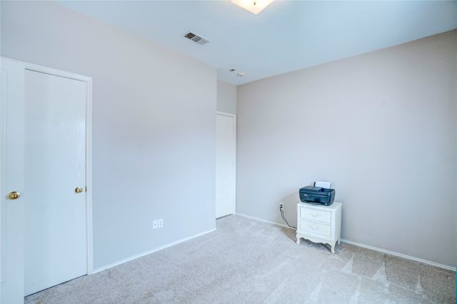 1107 Deer Valley Lane, Arlington, TX 76001