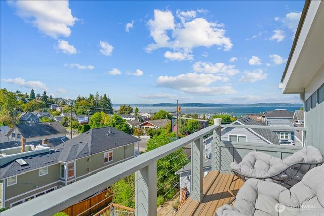 2714 N Mccarver Street, Tacoma, WA 98403