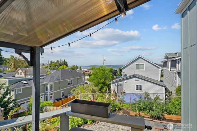 2714 N Mccarver Street, Tacoma, WA 98403