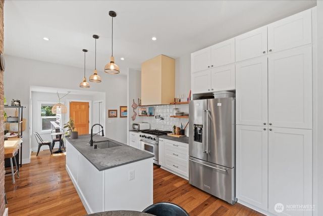 2714 N Mccarver Street, Tacoma, WA 98403