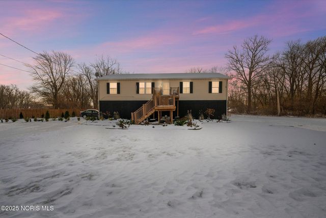 645 Clubhouse Road, Curtice, OH 43412