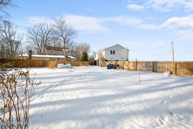 645 Clubhouse Road, Curtice, OH 43412