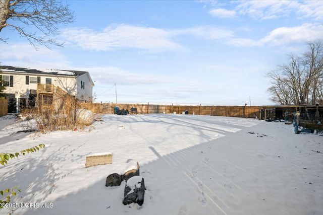 645 Clubhouse Road, Curtice, OH 43412