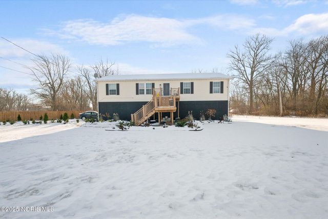 645 Clubhouse Road, Curtice, OH 43412