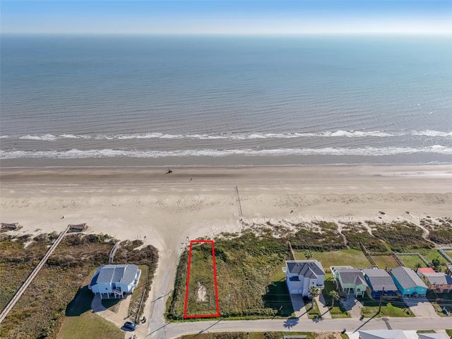17403 Bristow Drive, Galveston, TX 77554