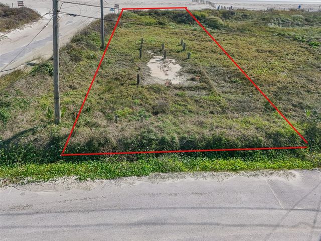 17403 Bristow Drive, Galveston, TX 77554