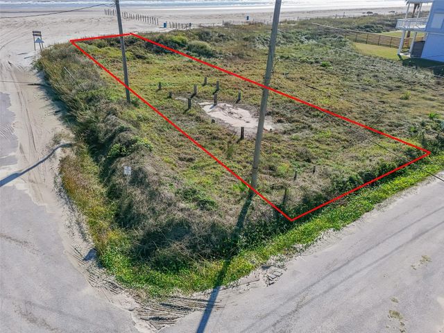 17403 Bristow Drive, Galveston, TX 77554