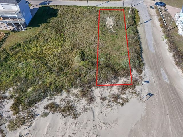 17403 Bristow Drive, Galveston, TX 77554