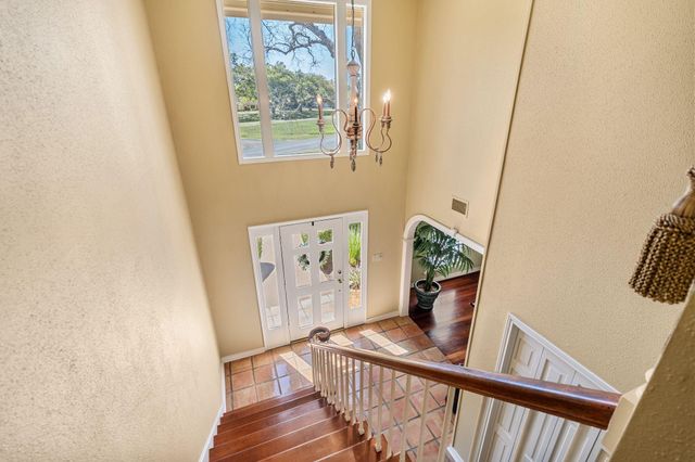 905 Sunny Lane, Wharton, TX 77488