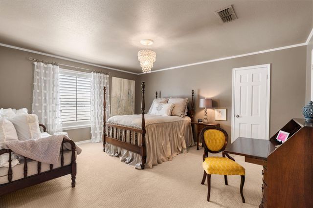 905 Sunny Lane, Wharton, TX 77488