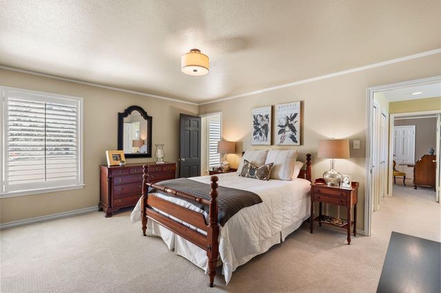 905 Sunny Lane, Wharton, TX 77488