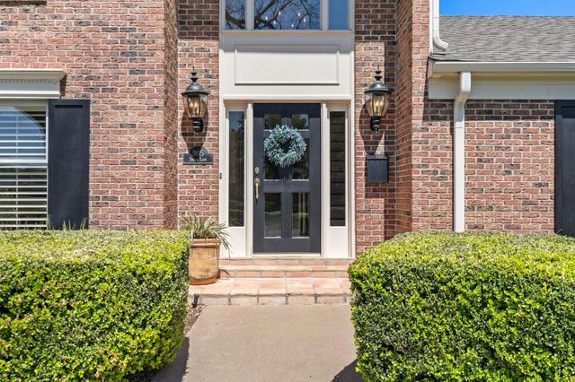 905 Sunny Lane, Wharton, TX 77488