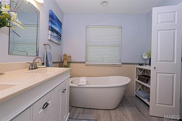 143 Terrace Garden Lane, Farmington, MO 63640