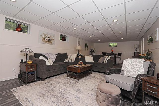 143 Terrace Garden Lane, Farmington, MO 63640