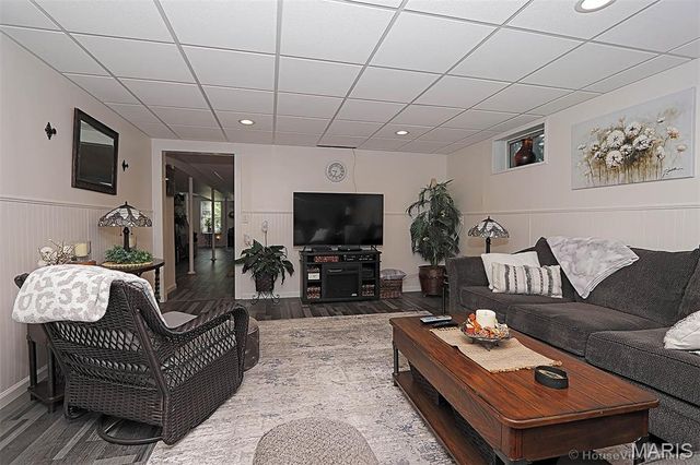 143 Terrace Garden Lane, Farmington, MO 63640