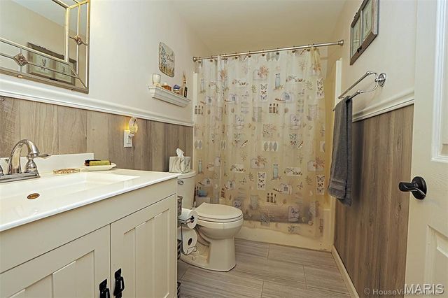 143 Terrace Garden Lane, Farmington, MO 63640