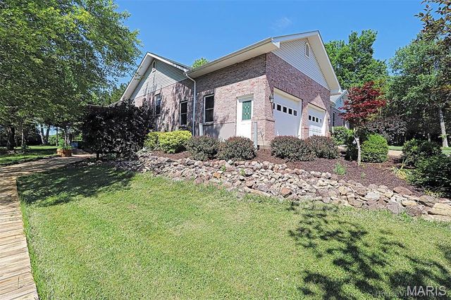143 Terrace Garden Lane, Farmington, MO 63640
