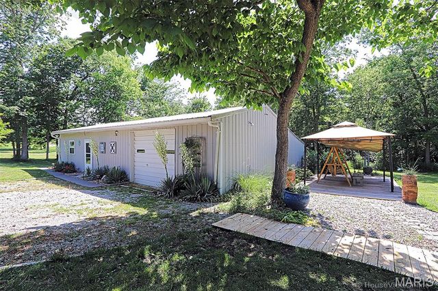 143 Terrace Garden Lane, Farmington, MO 63640