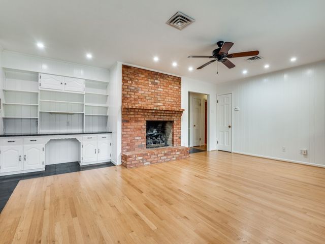 2816 Bonnywood Lane, Dallas, TX 75233