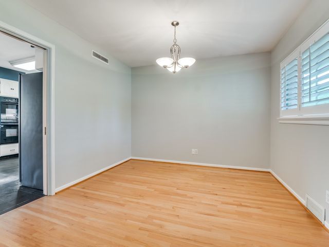 2816 Bonnywood Lane, Dallas, TX 75233