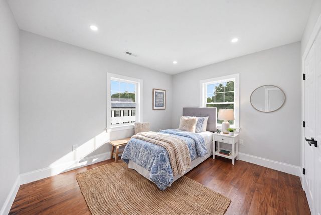 45 County St, Blackstone, MA 01504