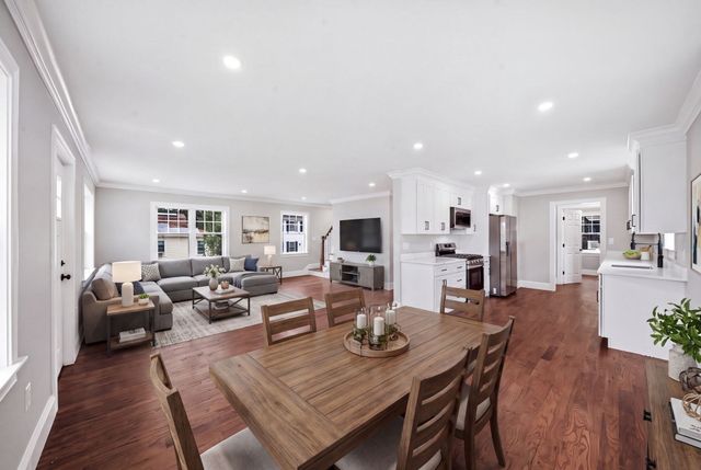 45 County St, Blackstone, MA 01504