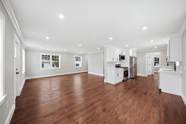 45 County St, Blackstone, MA 01504