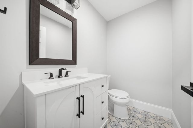45 County St, Blackstone, MA 01504