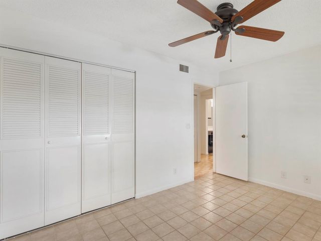 3349 Lucerne Park Drive, Greenacres, FL 33467