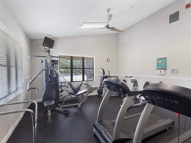 3349 Lucerne Park Drive, Greenacres, FL 33467