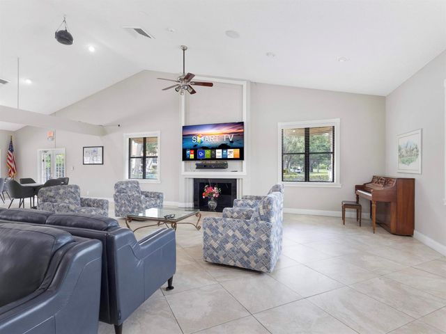 3349 Lucerne Park Drive, Greenacres, FL 33467