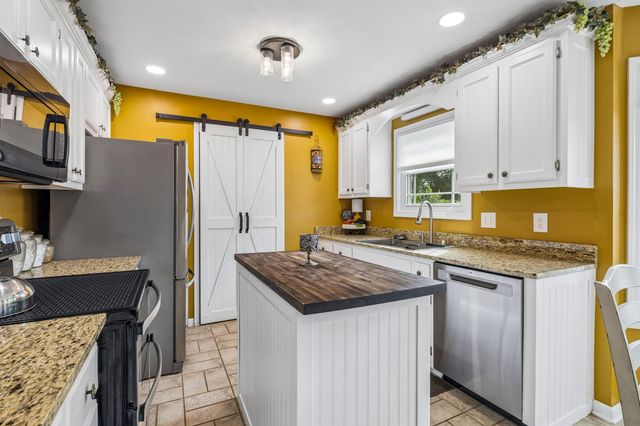 967 Cindy Jo Ct, Clarksville, TN 37040