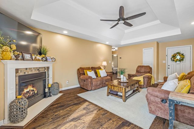 967 Cindy Jo Ct, Clarksville, TN 37040